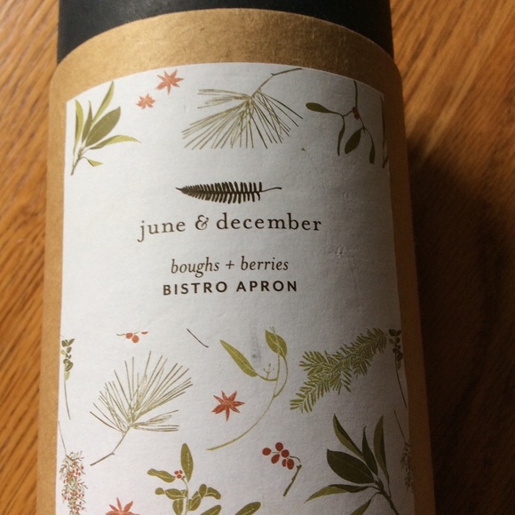 Broughs+Berries Bistro Apron 🌿🌱 - Picture 11 of 13